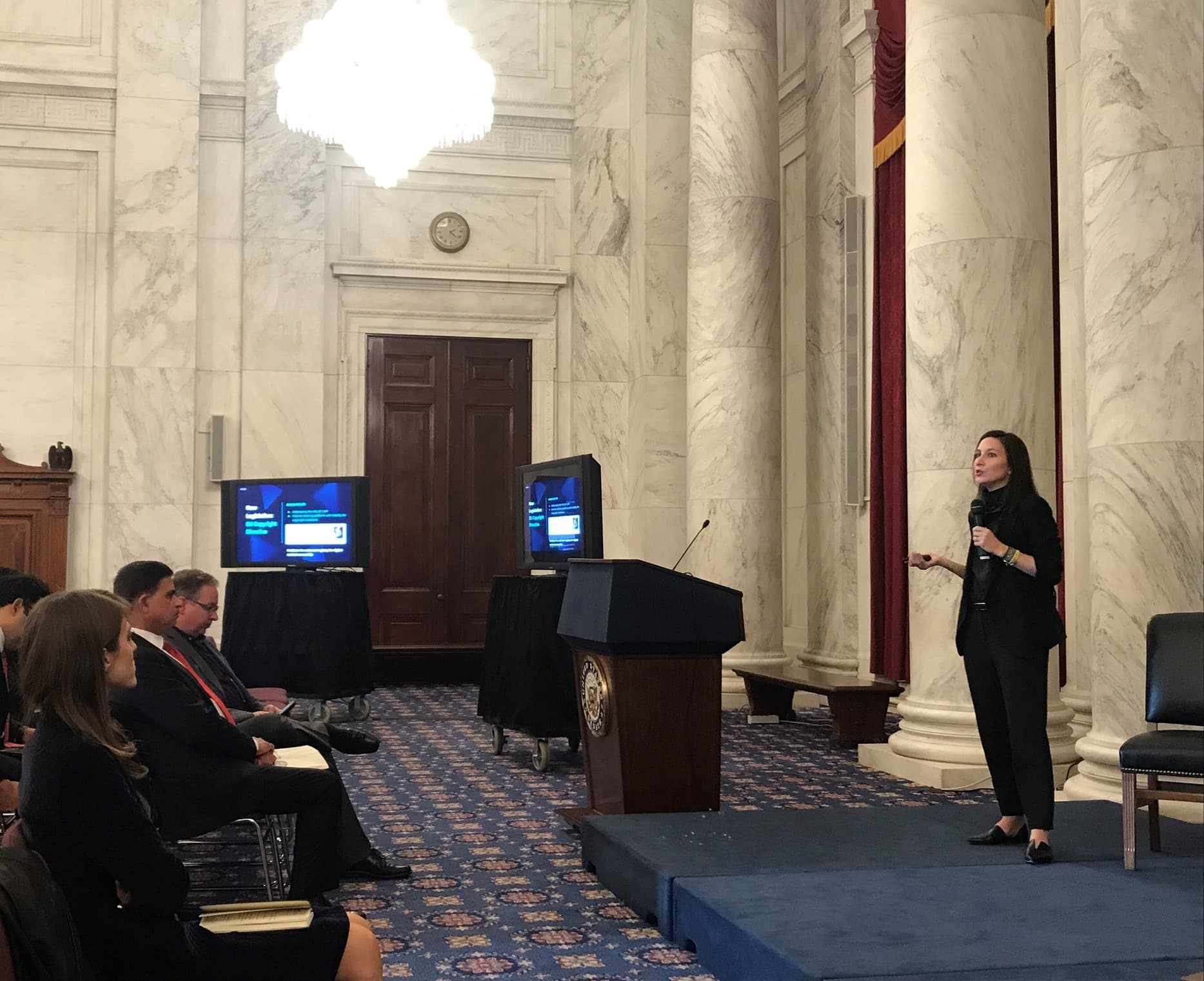 orbs-update-december-2019-Danny-Brown-Wolf-demos-Orb’s-blockchain-based-registry-for-content-rights-at-“Demo-Day-on-the-Hill”.jpeg