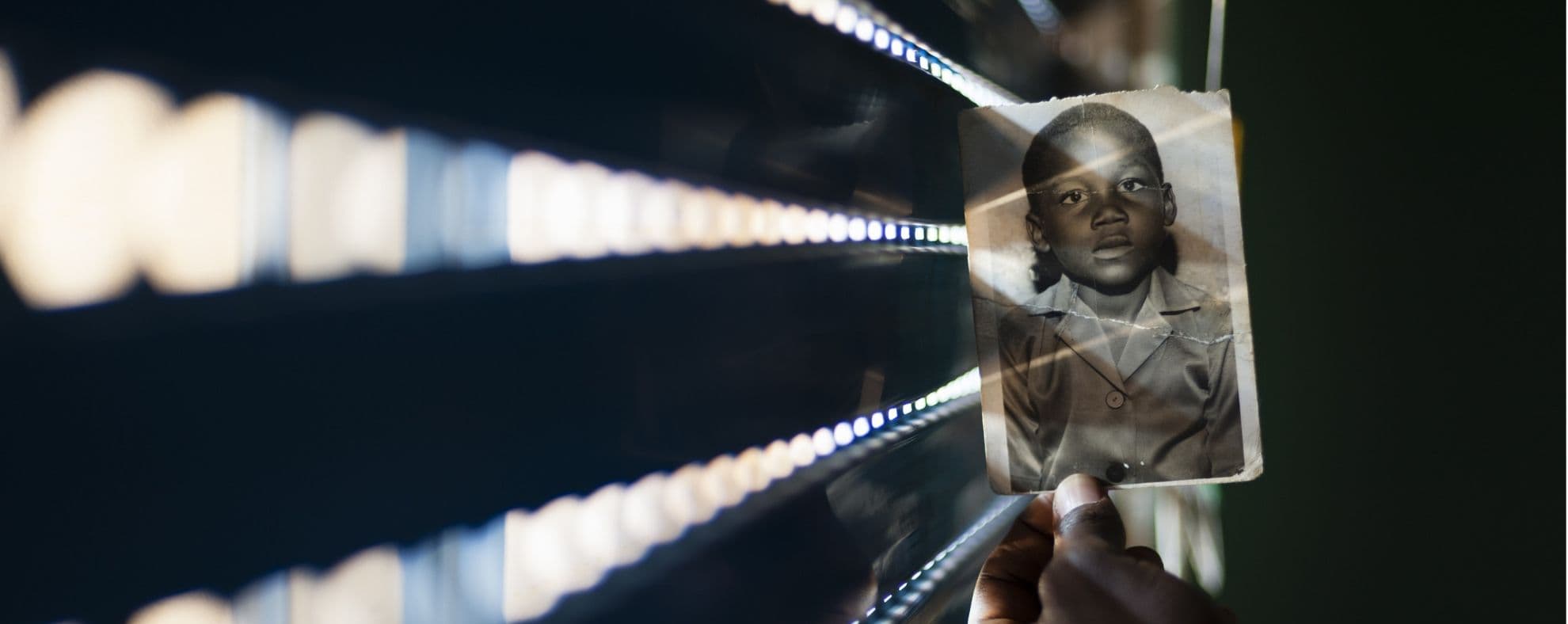 Blockchain Aid for the Refugee Crisis