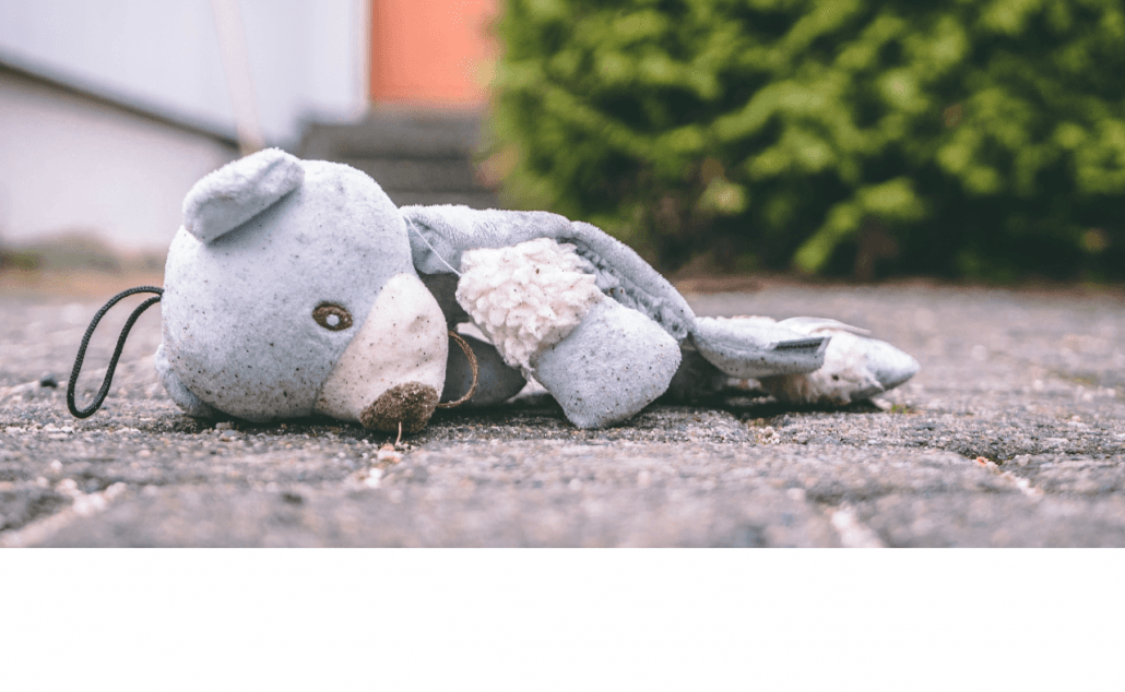 Blockchain System to report child abuse